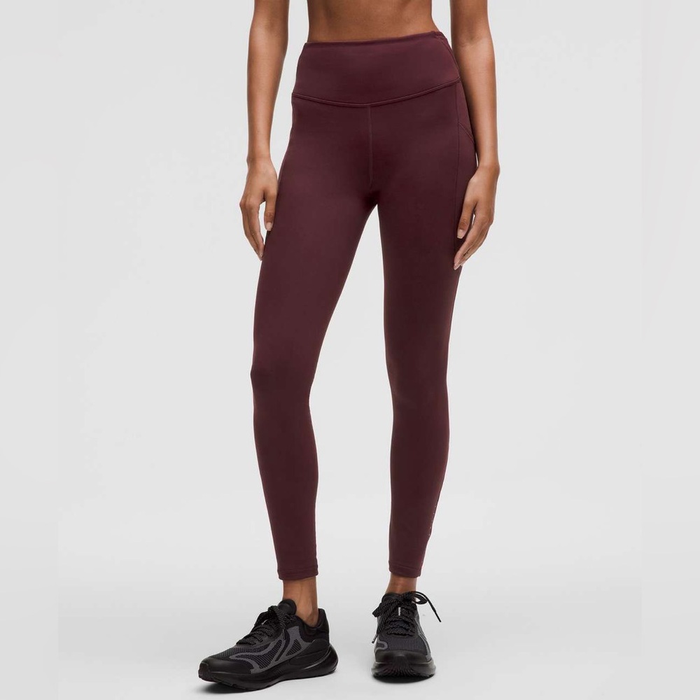 Lululemon Fast and Free High-Rise Thermal Tight 25"
5 Pocket size 6